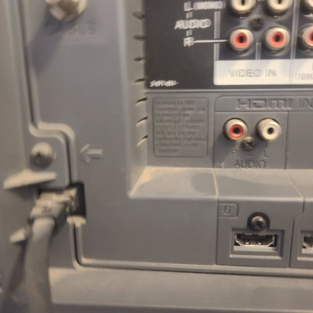 Sony TV - Picture 4 of 5